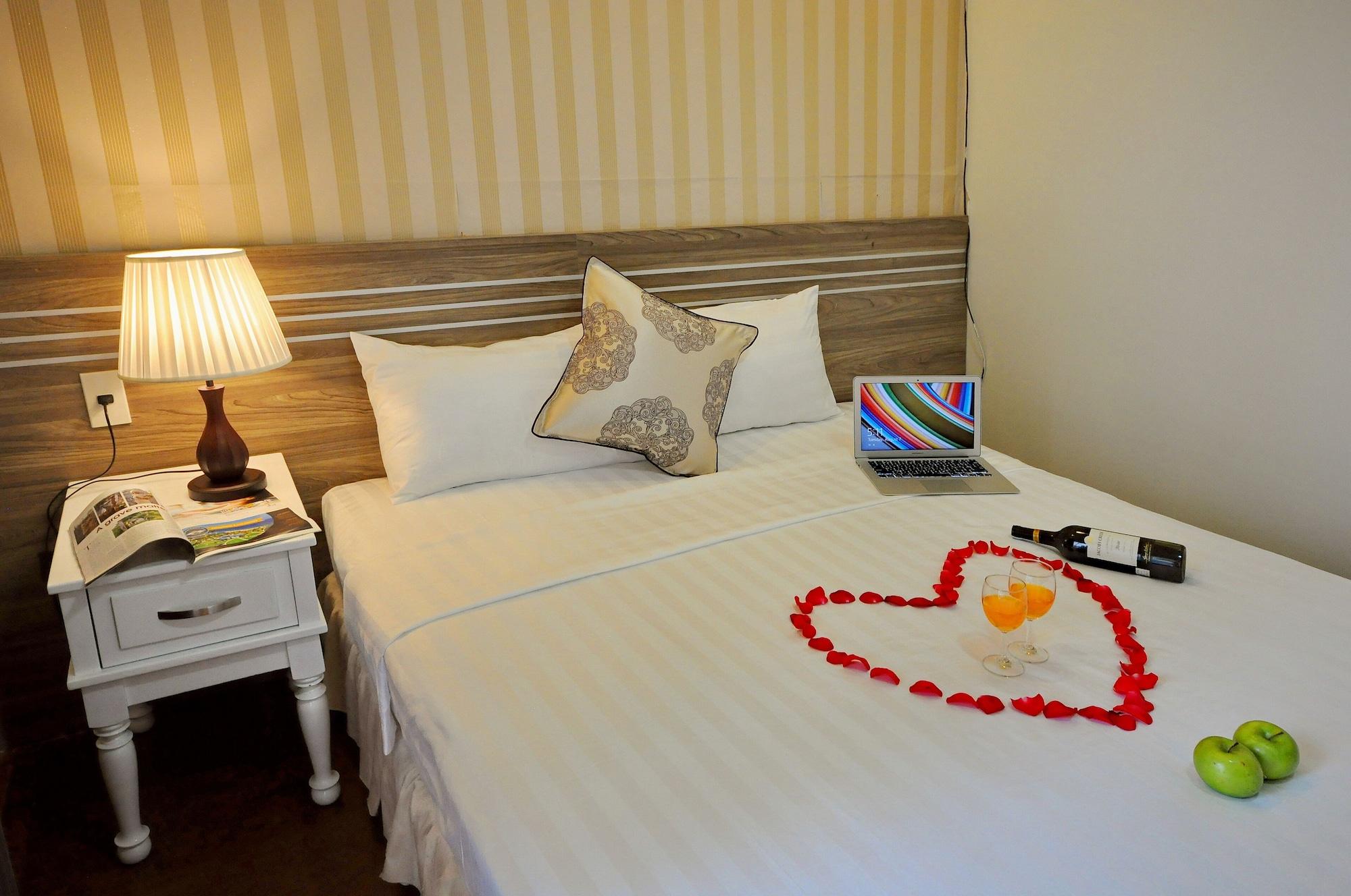New Mexico Hotel Nha Trang Esterno foto